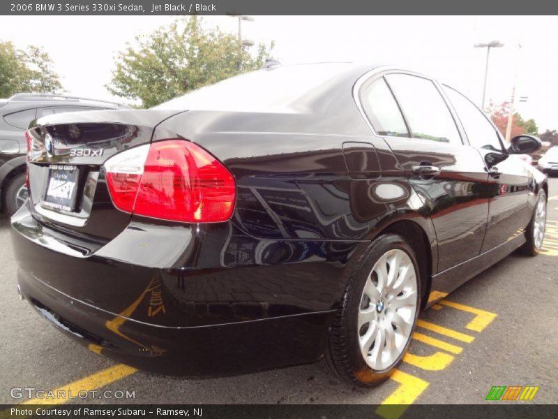 Jet Black / Black 2006 BMW 3 Series 330xi Sedan