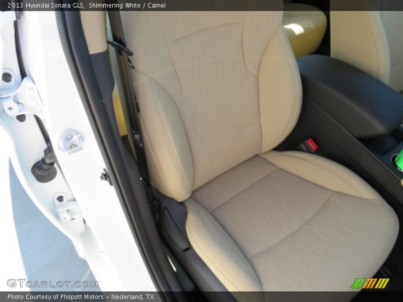 Shimmering White / Camel 2013 Hyundai Sonata GLS