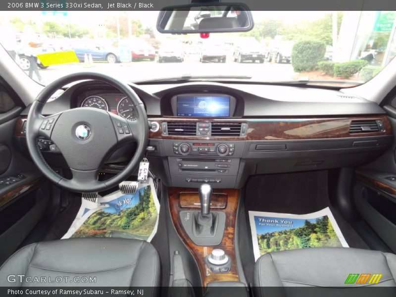 Jet Black / Black 2006 BMW 3 Series 330xi Sedan