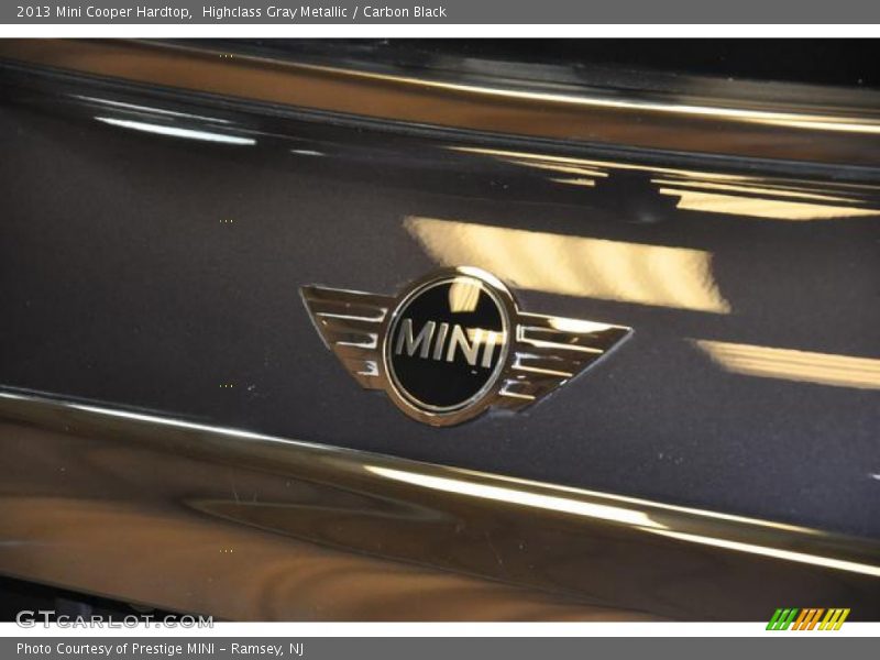 Highclass Gray Metallic / Carbon Black 2013 Mini Cooper Hardtop