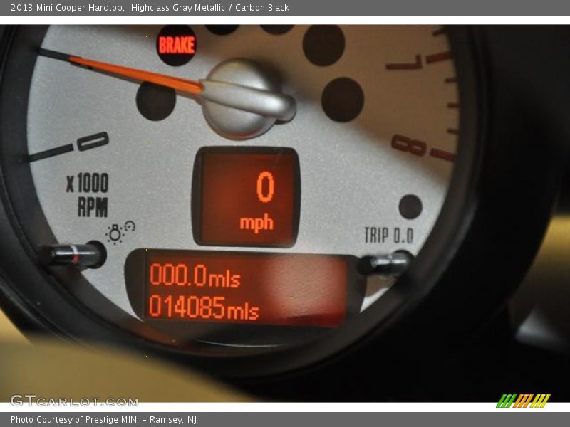 Highclass Gray Metallic / Carbon Black 2013 Mini Cooper Hardtop