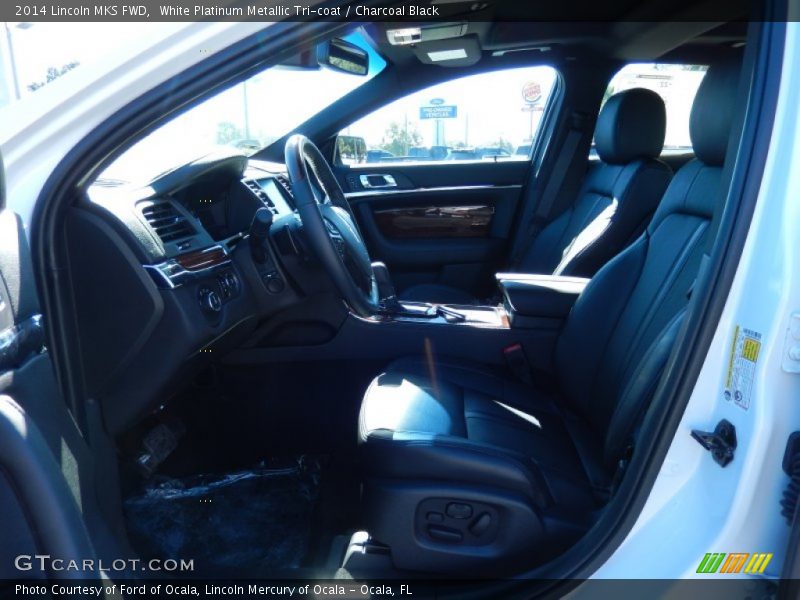 Front Seat of 2014 MKS FWD