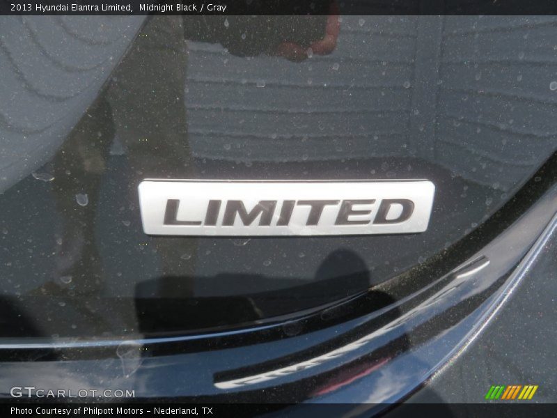 Midnight Black / Gray 2013 Hyundai Elantra Limited