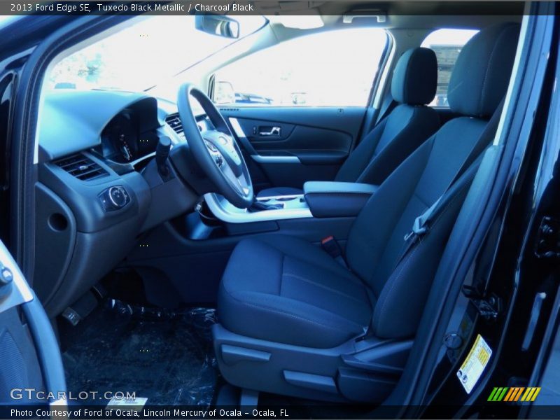Tuxedo Black Metallic / Charcoal Black 2013 Ford Edge SE