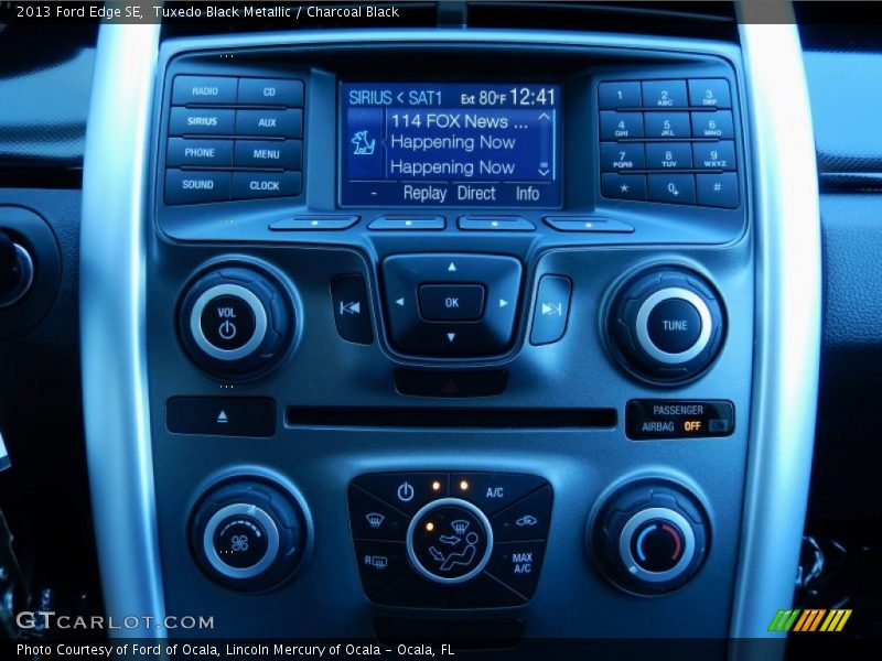 Tuxedo Black Metallic / Charcoal Black 2013 Ford Edge SE