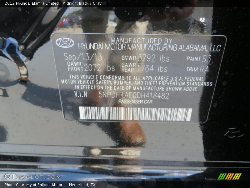 Midnight Black / Gray 2013 Hyundai Elantra Limited