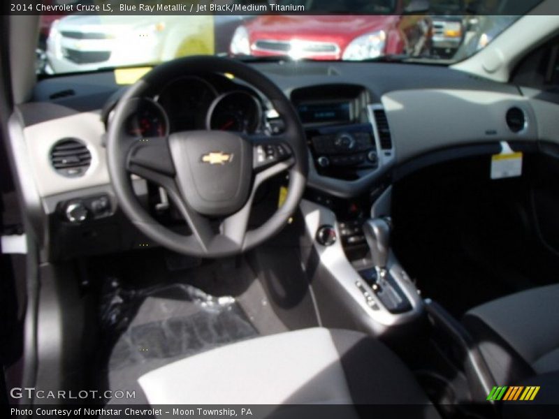 Blue Ray Metallic / Jet Black/Medium Titanium 2014 Chevrolet Cruze LS