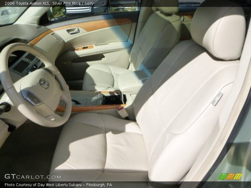 Silver Pine Mica / Ivory 2006 Toyota Avalon XLS