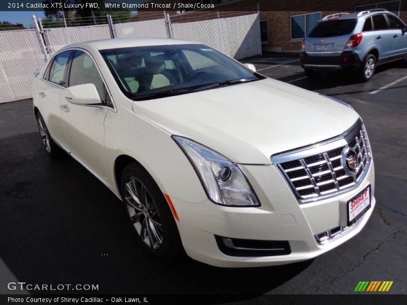 White Diamond Tricoat / Shale/Cocoa 2014 Cadillac XTS Luxury FWD