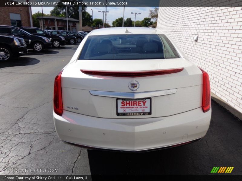 White Diamond Tricoat / Shale/Cocoa 2014 Cadillac XTS Luxury FWD