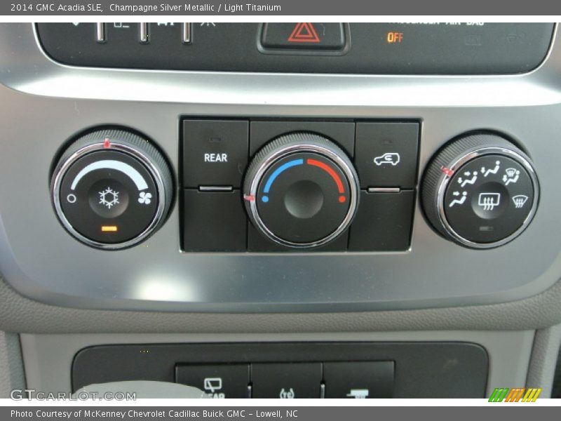 Champagne Silver Metallic / Light Titanium 2014 GMC Acadia SLE