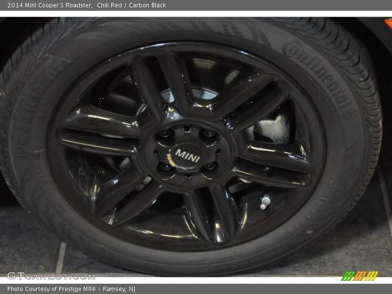 Chili Red / Carbon Black 2014 Mini Cooper S Roadster