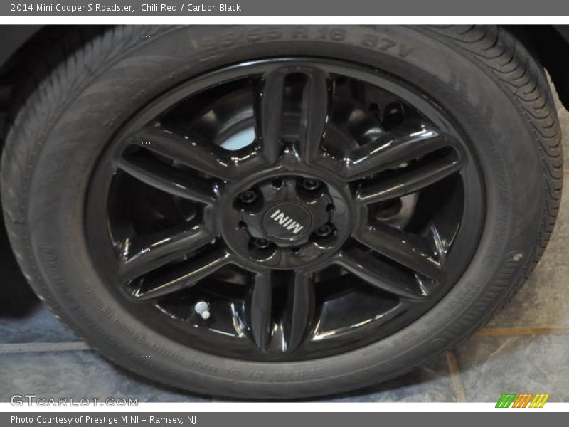 Chili Red / Carbon Black 2014 Mini Cooper S Roadster