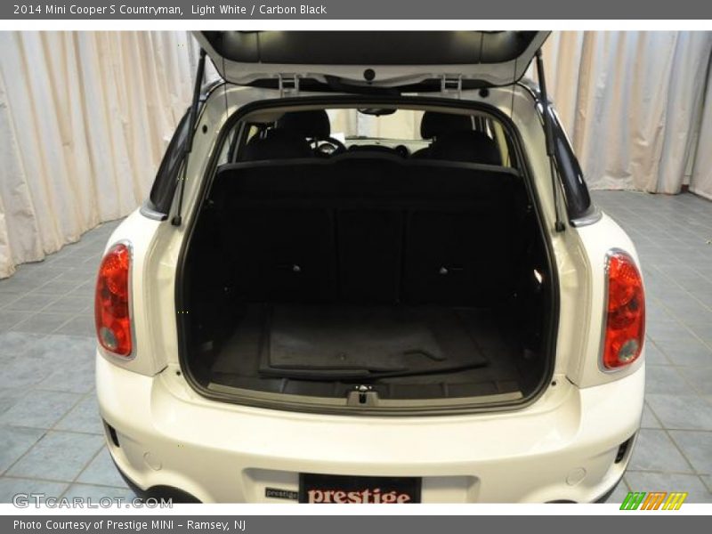 Light White / Carbon Black 2014 Mini Cooper S Countryman