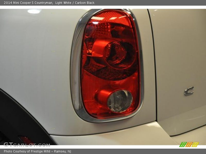 Light White / Carbon Black 2014 Mini Cooper S Countryman