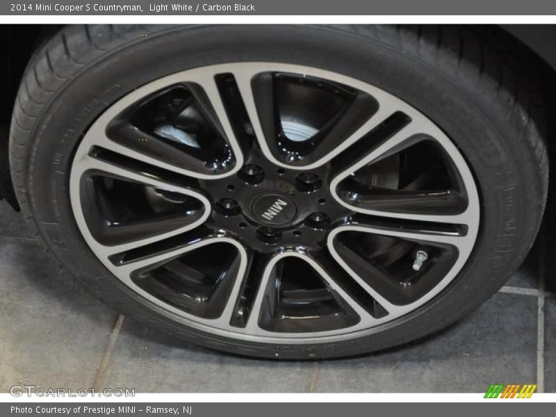 Light White / Carbon Black 2014 Mini Cooper S Countryman