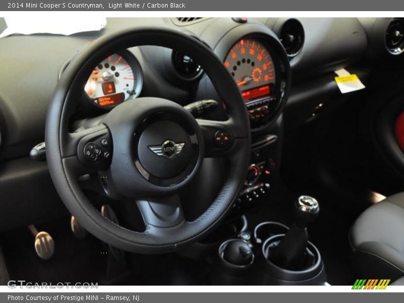 Light White / Carbon Black 2014 Mini Cooper S Countryman