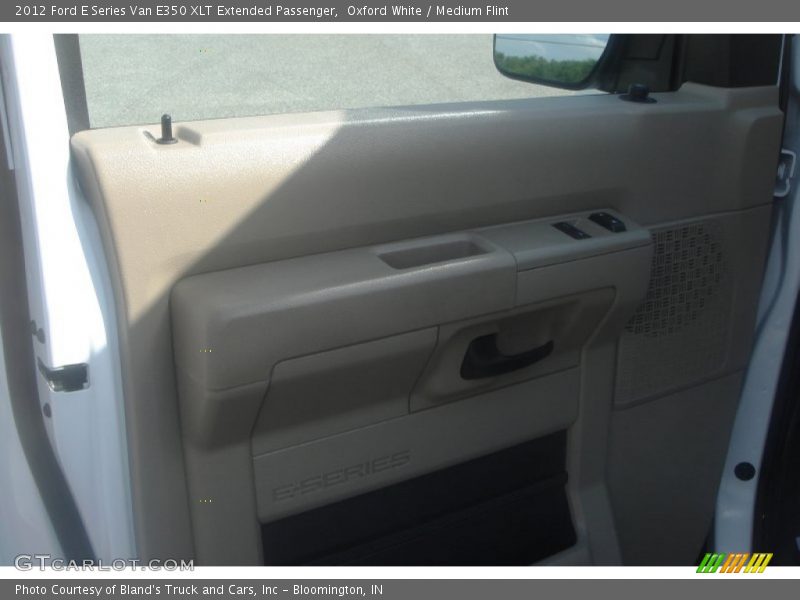 Oxford White / Medium Flint 2012 Ford E Series Van E350 XLT Extended Passenger