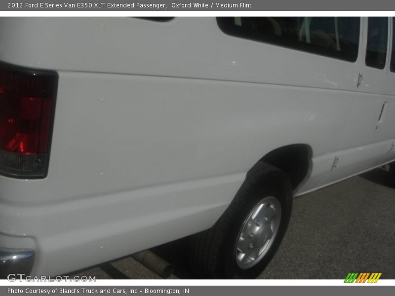 Oxford White / Medium Flint 2012 Ford E Series Van E350 XLT Extended Passenger