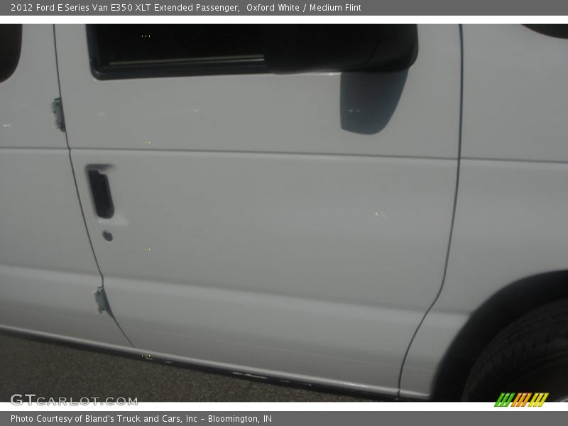 Oxford White / Medium Flint 2012 Ford E Series Van E350 XLT Extended Passenger