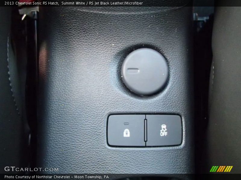 Summit White / RS Jet Black Leather/Microfiber 2013 Chevrolet Sonic RS Hatch