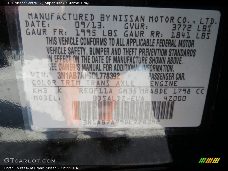 Super Black / Marble Gray 2013 Nissan Sentra SV