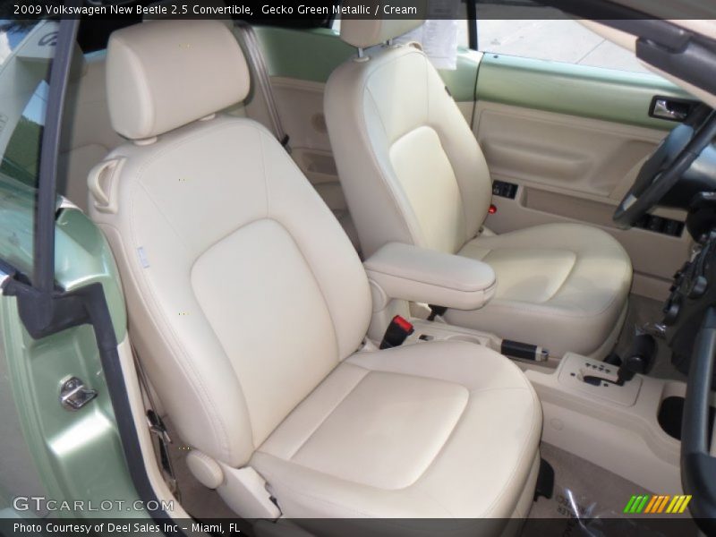 Gecko Green Metallic / Cream 2009 Volkswagen New Beetle 2.5 Convertible