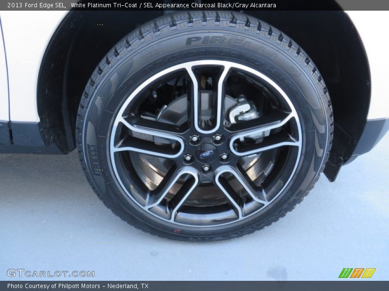 White Platinum Tri-Coat / SEL Appearance Charcoal Black/Gray Alcantara 2013 Ford Edge SEL