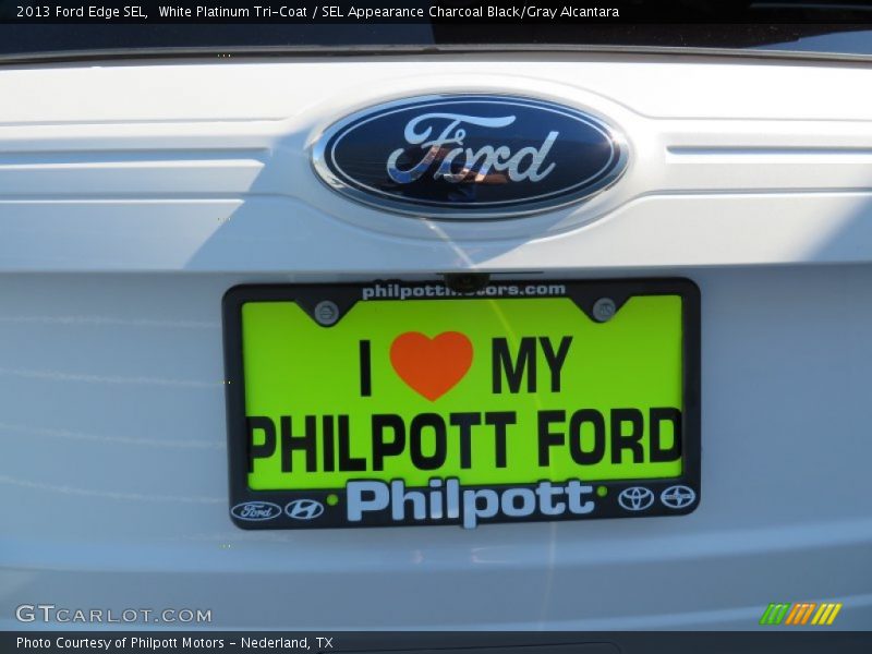 White Platinum Tri-Coat / SEL Appearance Charcoal Black/Gray Alcantara 2013 Ford Edge SEL