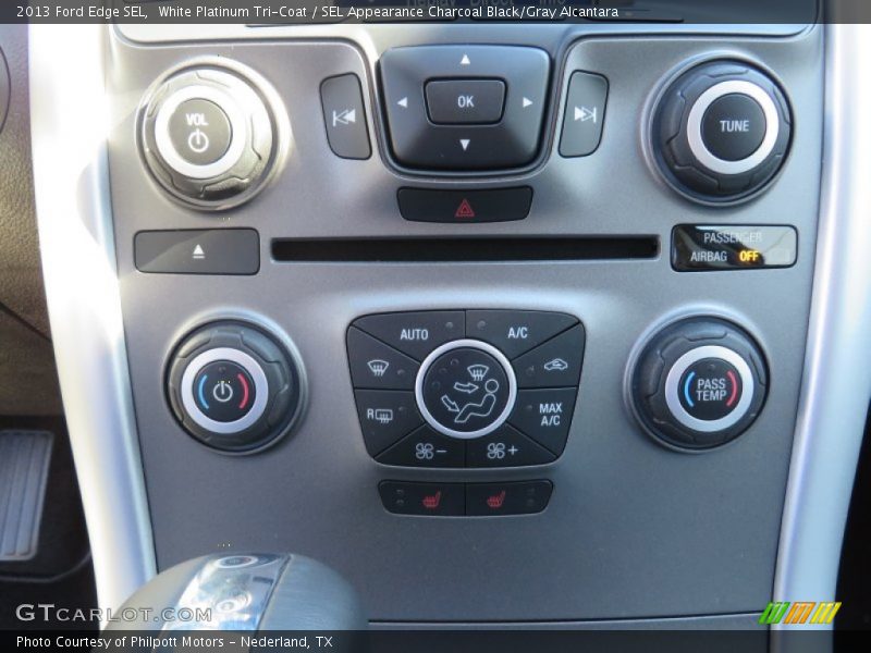 White Platinum Tri-Coat / SEL Appearance Charcoal Black/Gray Alcantara 2013 Ford Edge SEL