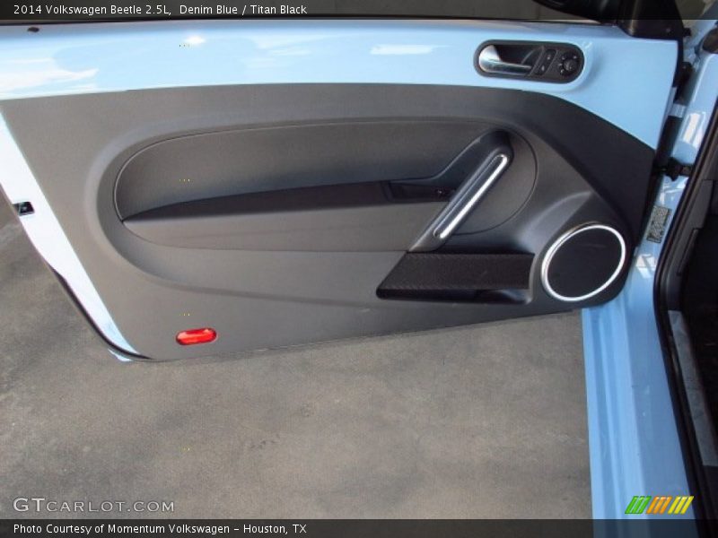 Door Panel of 2014 Beetle 2.5L