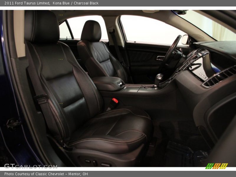 Front Seat of 2011 Taurus Limited