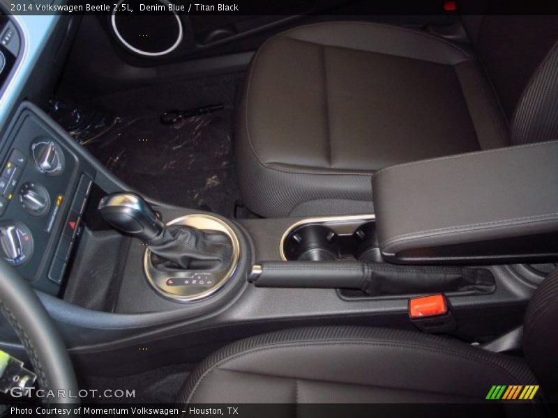 Denim Blue / Titan Black 2014 Volkswagen Beetle 2.5L