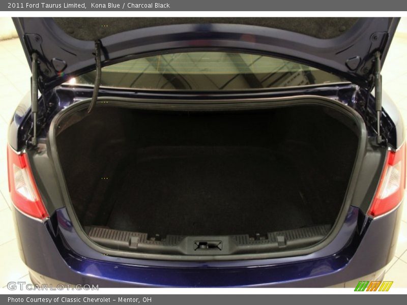 Kona Blue / Charcoal Black 2011 Ford Taurus Limited
