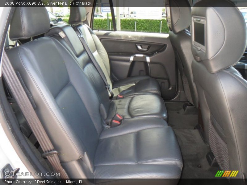 Silver Metallic / Off Black 2008 Volvo XC90 3.2