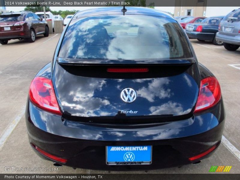 Deep Black Pearl Metallic / Titan Black 2014 Volkswagen Beetle R-Line