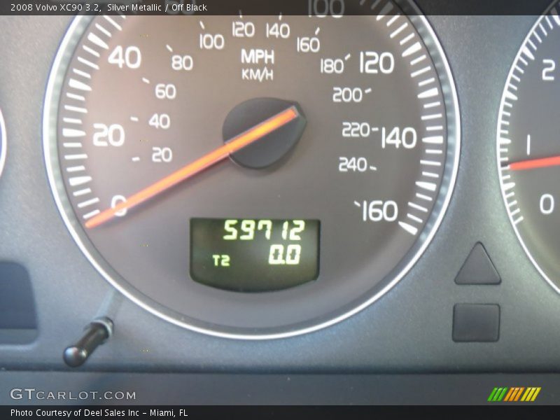 Silver Metallic / Off Black 2008 Volvo XC90 3.2
