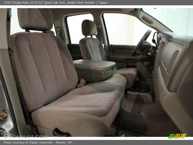 Front Seat of 2005 Ram 1500 SLT Quad Cab 4x4