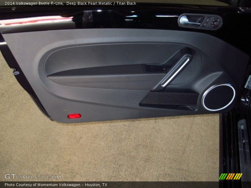 Deep Black Pearl Metallic / Titan Black 2014 Volkswagen Beetle R-Line