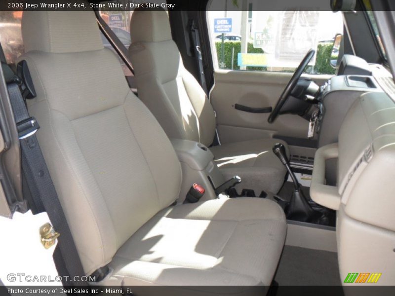 Stone White / Dark Slate Gray 2006 Jeep Wrangler X 4x4