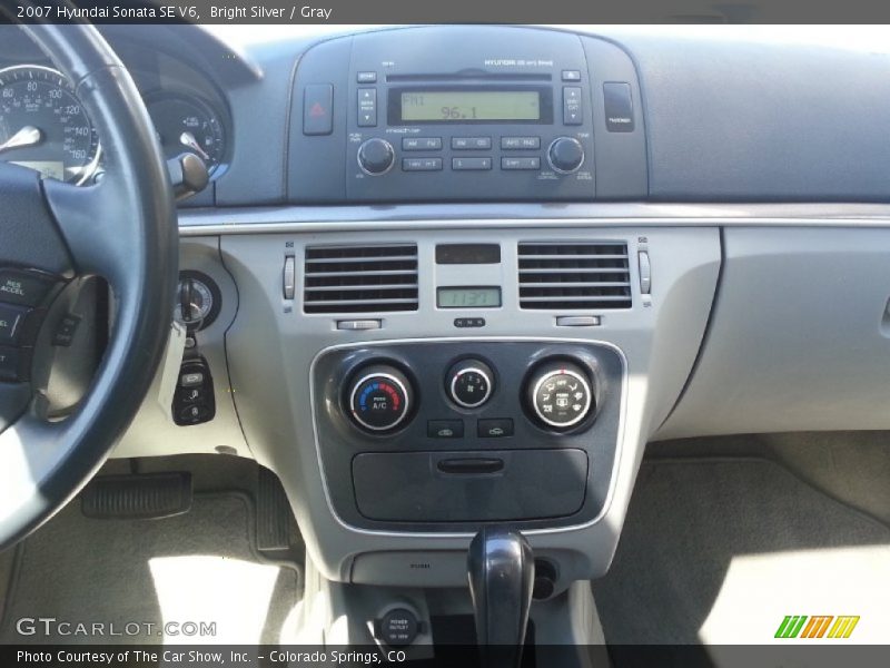 Bright Silver / Gray 2007 Hyundai Sonata SE V6