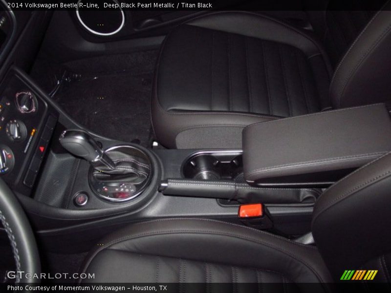 Deep Black Pearl Metallic / Titan Black 2014 Volkswagen Beetle R-Line