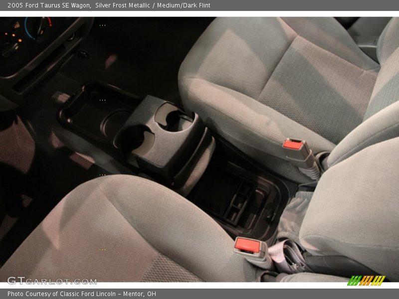 Silver Frost Metallic / Medium/Dark Flint 2005 Ford Taurus SE Wagon