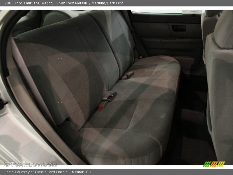 Silver Frost Metallic / Medium/Dark Flint 2005 Ford Taurus SE Wagon