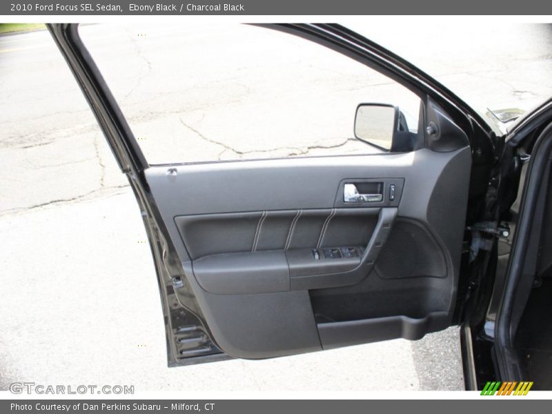 Ebony Black / Charcoal Black 2010 Ford Focus SEL Sedan