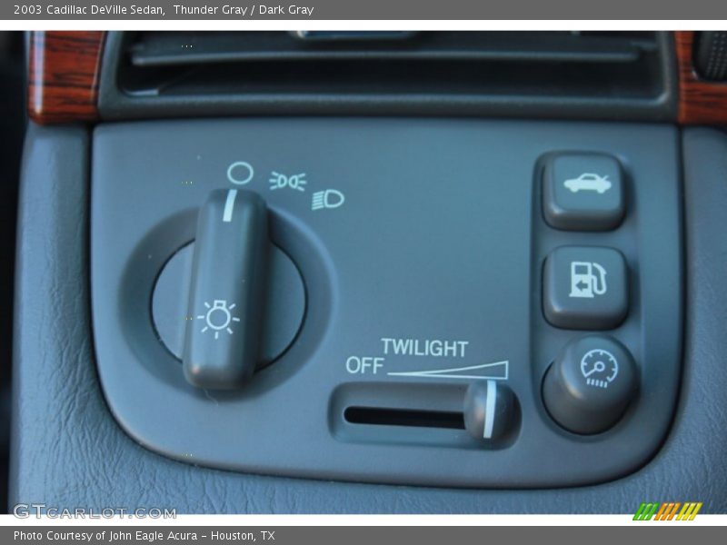 Thunder Gray / Dark Gray 2003 Cadillac DeVille Sedan