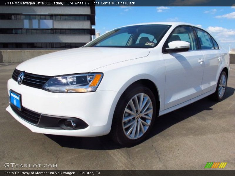 Pure White / 2 Tone Cornsilk Beige/Black 2014 Volkswagen Jetta SEL Sedan
