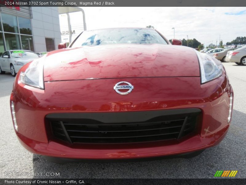 Magma Red / Black 2014 Nissan 370Z Sport Touring Coupe