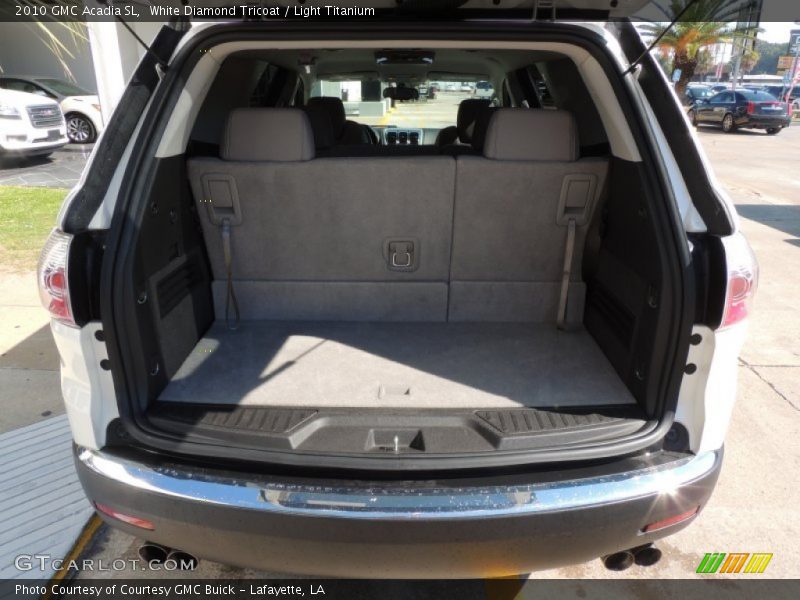 White Diamond Tricoat / Light Titanium 2010 GMC Acadia SL