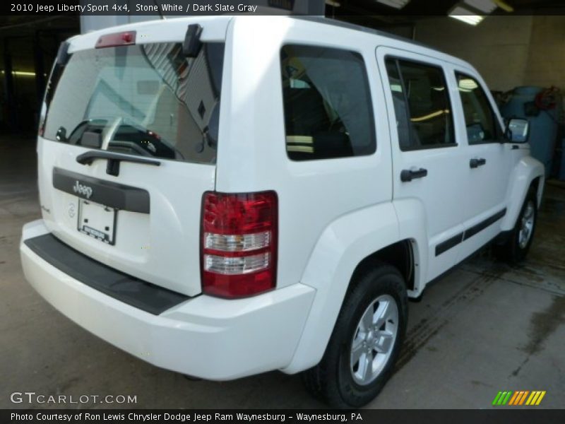 Stone White / Dark Slate Gray 2010 Jeep Liberty Sport 4x4